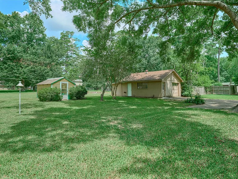 24803 Lori Ln — Photo 41