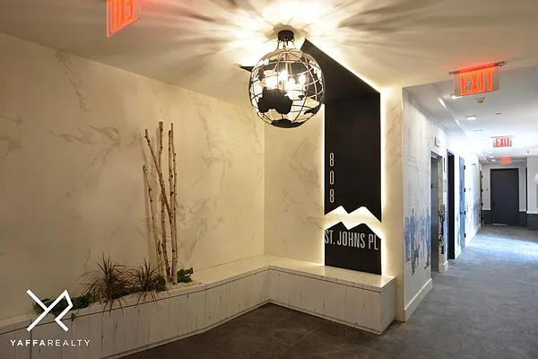 Rented by Yaffa Realty LLC | media 82