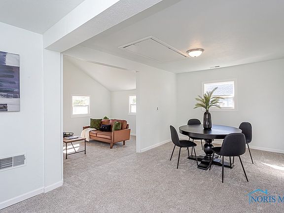 5th image of 2202 Sheffield Pl