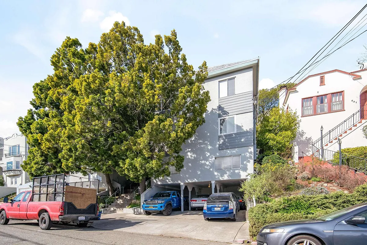 Building Photo - 637 Valle Vista Ave #4