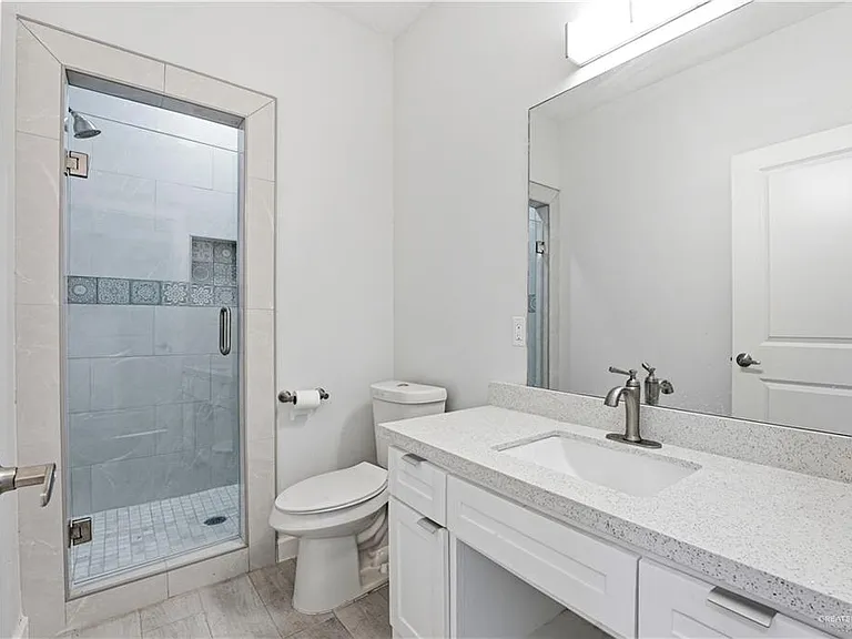 1212 Esperanza St — Photo 8