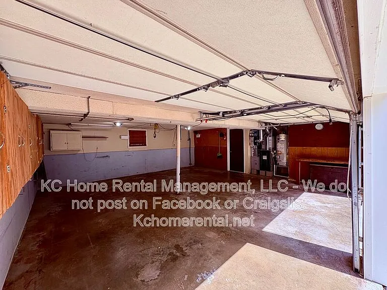 6012 Noland Rd — Photo 27