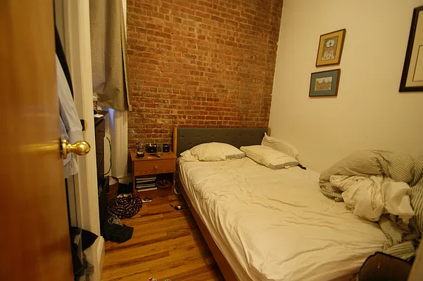 Rented by Michael Sloane Realty Company | media 11