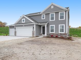 744 Sunstone Dr, Byron Township, MI 49315