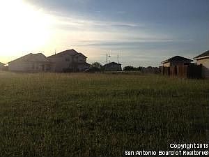 1st image of 5619 Midcrown Dr
