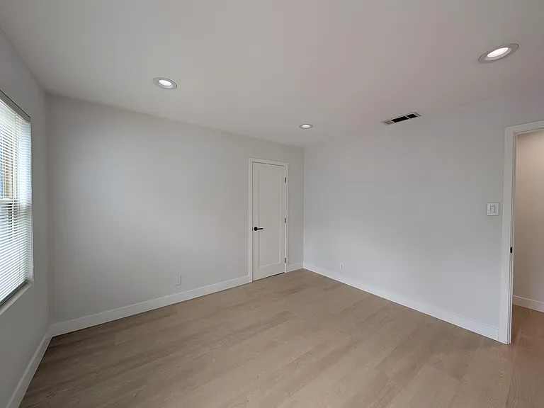 415 E Arbor Ave — Photo 14