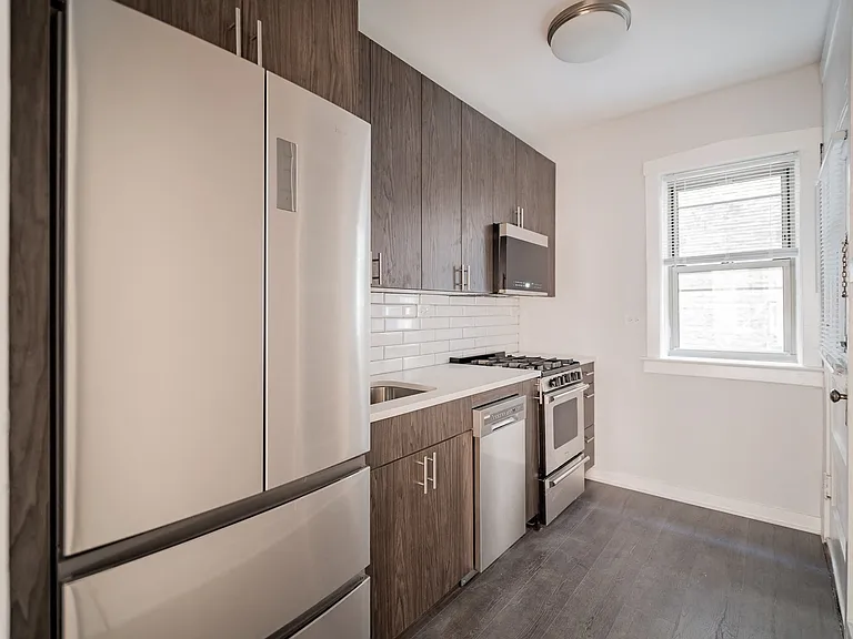 2450-58 W. Wilson/4601-11 N. Campbell — Photo 3