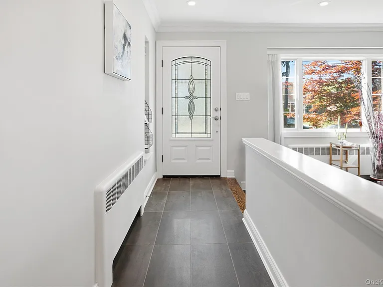 1641 Falmouth Ave — Photo 3