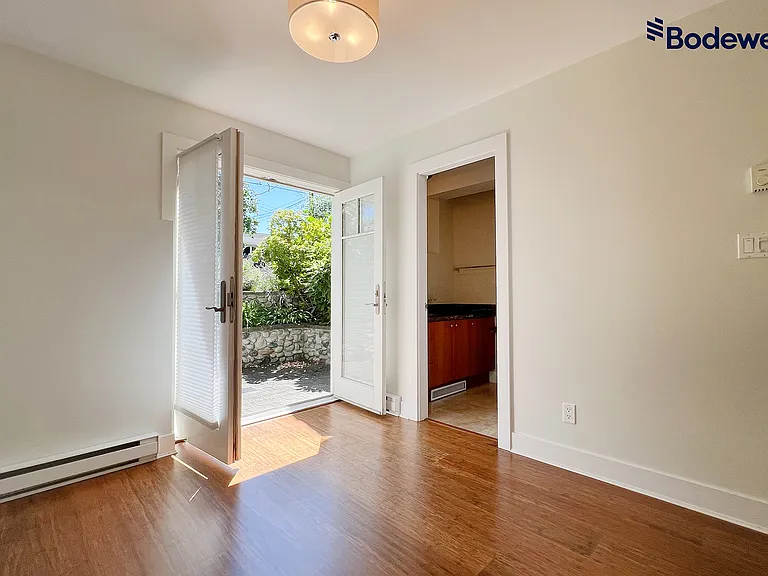 2507 W 8th Ave — Photo 15