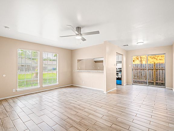 5th image of 8814 Meadow Range St #1
