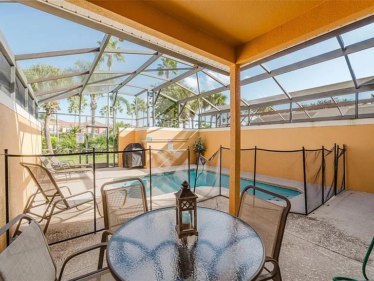 8961 Majesty Palm Rd — Photo 16