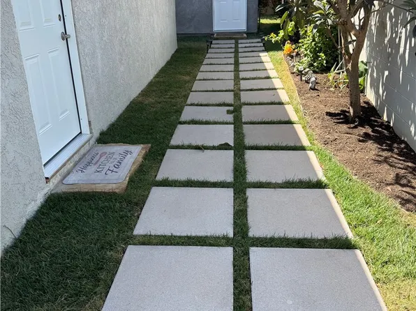 8686 Hastings Cir, Huntington Beach, CA 92647