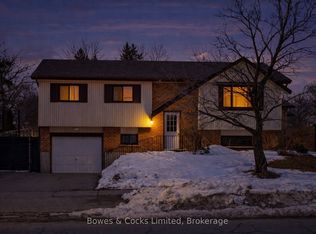 2233 Denure Dr, Peterborough, ON K9K1V3