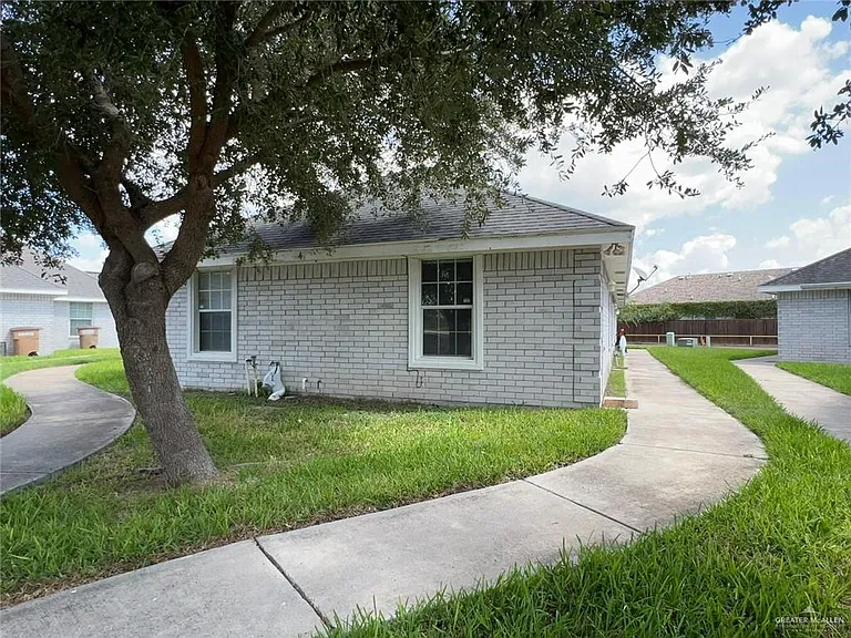 604 S Logan Dr #1 — Photo 15