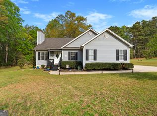 95 O'Tara Woods Dr, Newnan, GA 30263