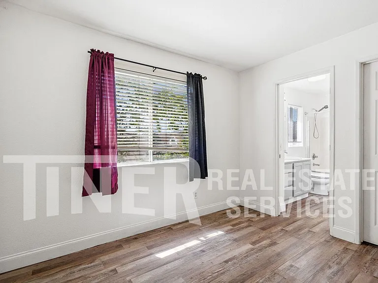 6948 Trailride Way — Photo 16