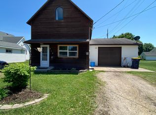 615 W Woodburn St, Lake City, MN 55041