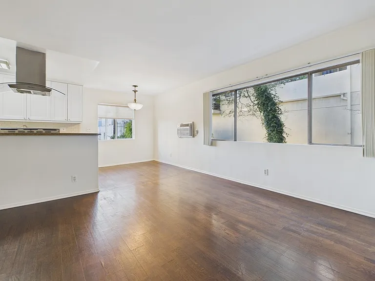 Gale Apartments — Photo 21