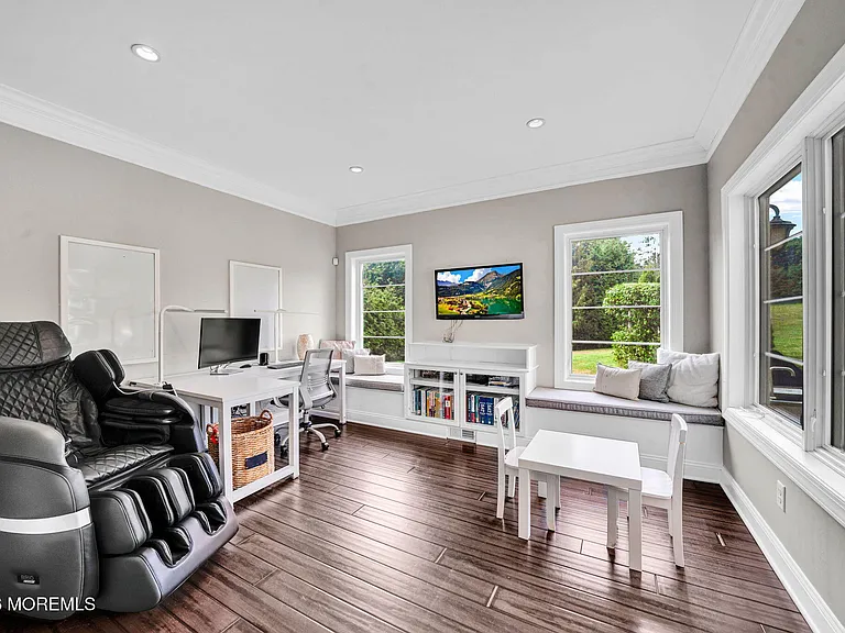 2 Hop Brook Ln — Photo 31