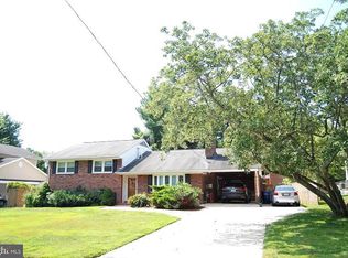 6911 Bright Ave, Mc Lean, VA 22101