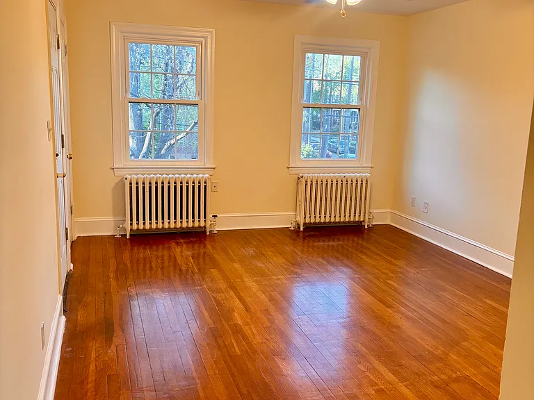 3926 W St NW #3 — Photo 3