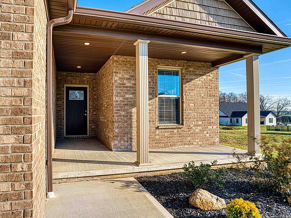 2nd image of 19203 Braeburn Dr