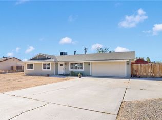 20725 Sitting Bull Rd, Apple Valley, CA 92308