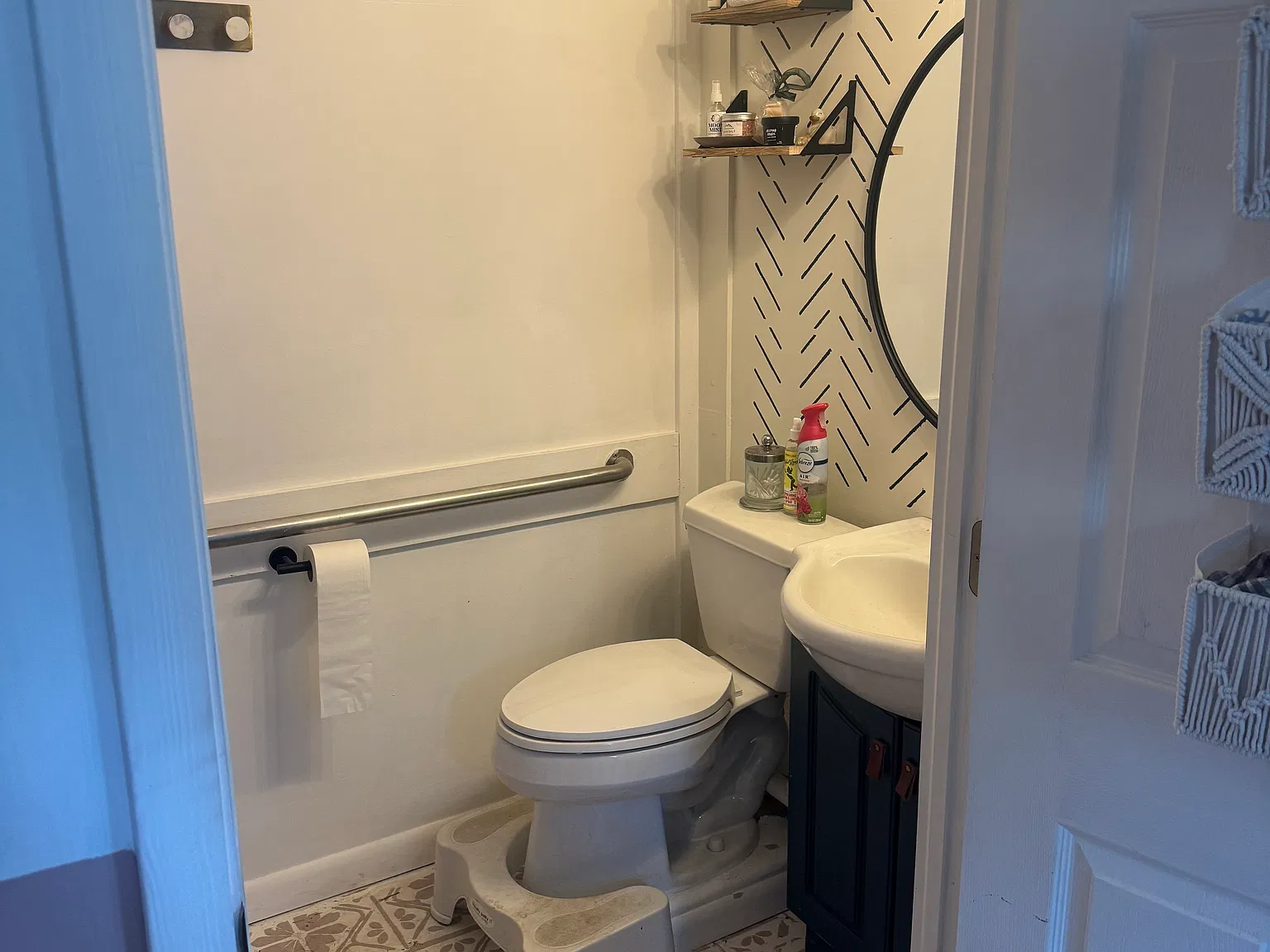 2 bed, 1.5 bath, 1200 sqft, $2,500 — Photo 2