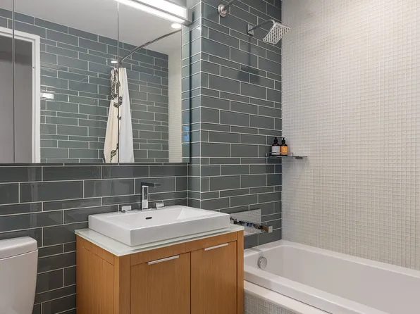 22 North 6th Street image 11 of 18