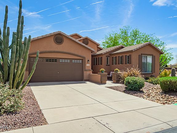 3rd image of 43425 W DELIA Boulevard