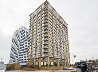 797 Don Mills Rd #505, Toronto, ON M3C1V1