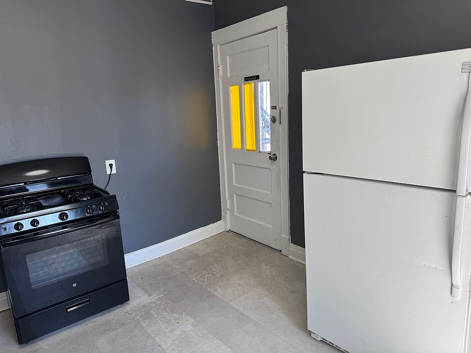 stove and fridge
