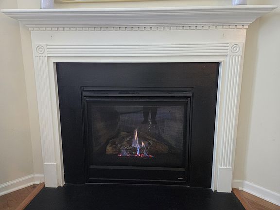 3rd image of 3102 Cold Harbor Way