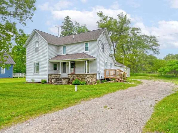 6034 Bates Rd, Williamsburg, MI 49690