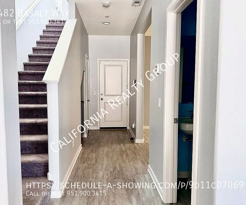 4 bed, 3.0 bath, 1982 sqft, $3,050 — Photo 3