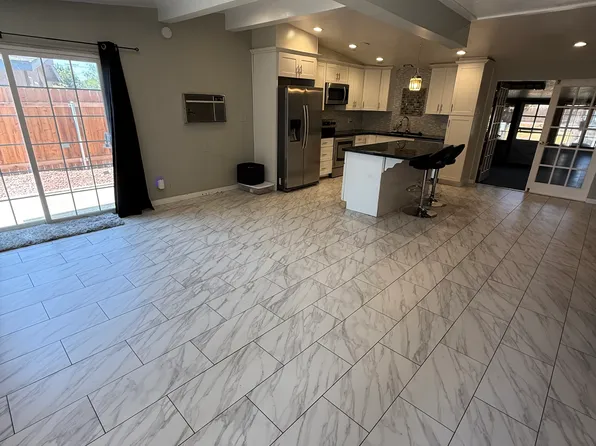 8203 Helena Ave #A, Riverside, CA 92504