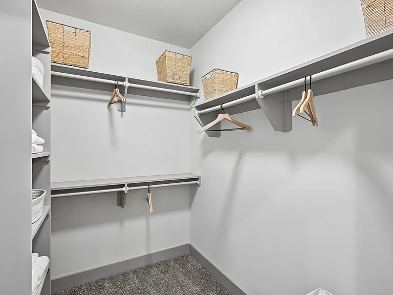 Escher — Photo 12