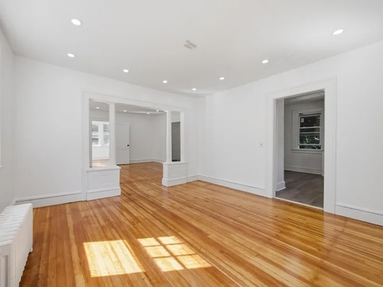 55 Wayne Ave — Photo 16