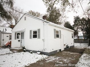 1548 Whiting St SW, Wyoming, MI 49509