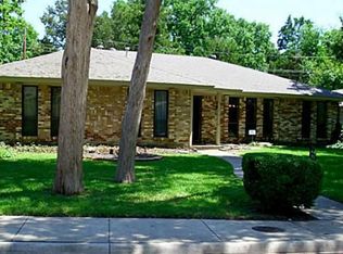 5906 Hunters View Ln, Dallas, TX 75232