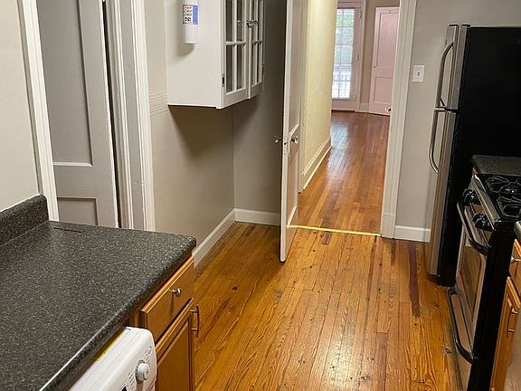 5th image of 3503 Hanover Ave #A