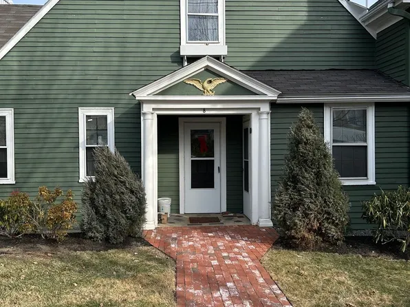 8 Franklin St Unit 10, Marblehead, MA 01945