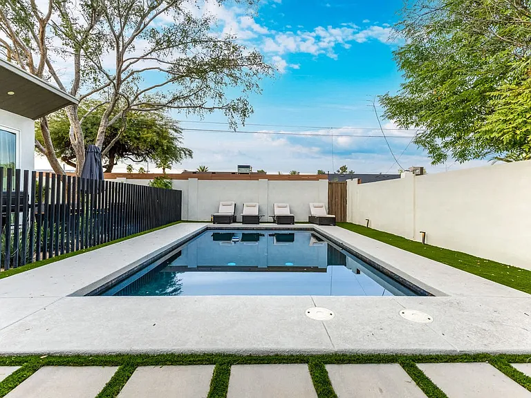 7502 E Windsor Ave #ID1558618P — Photo 30