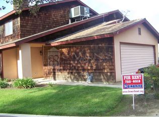4216 W Douglas Ave, Visalia, CA 93291