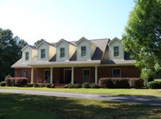 43 Deepwoods Cir, Valley Grande, AL 36701