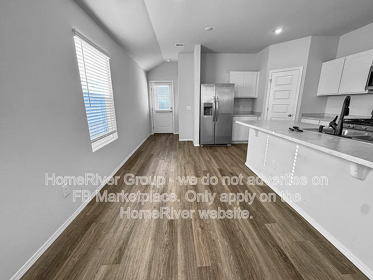 1212 Guthrie Farms Blvd — Photo 5