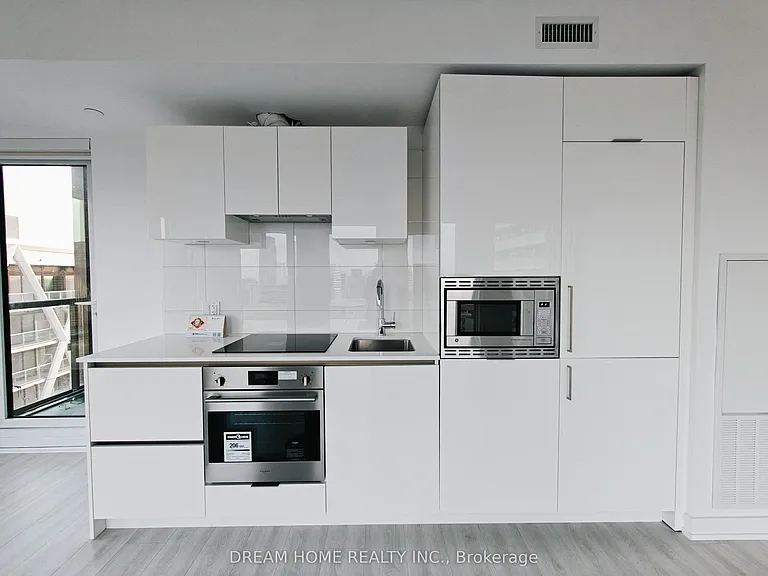238 Simcoe St #3604 — Photo 6