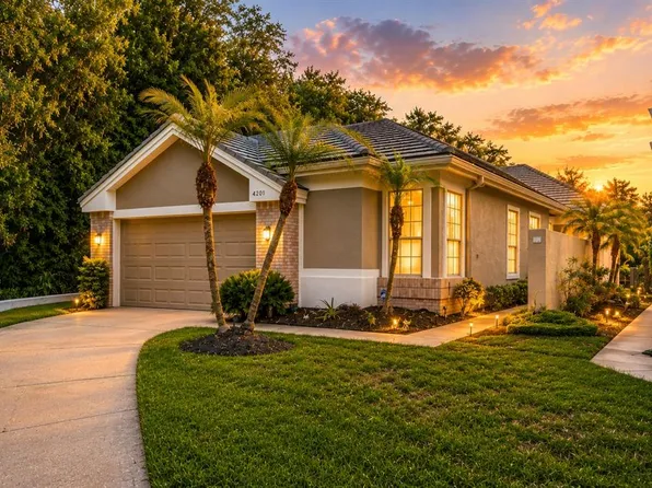 4201 Waterscape Dr, Palm Harbor, FL 34685