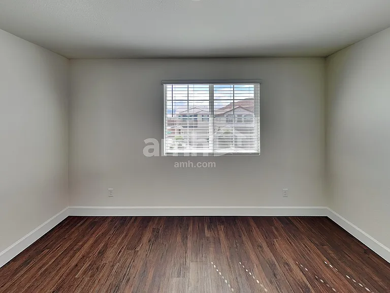 872 Longwood Gardens St — Photo 12