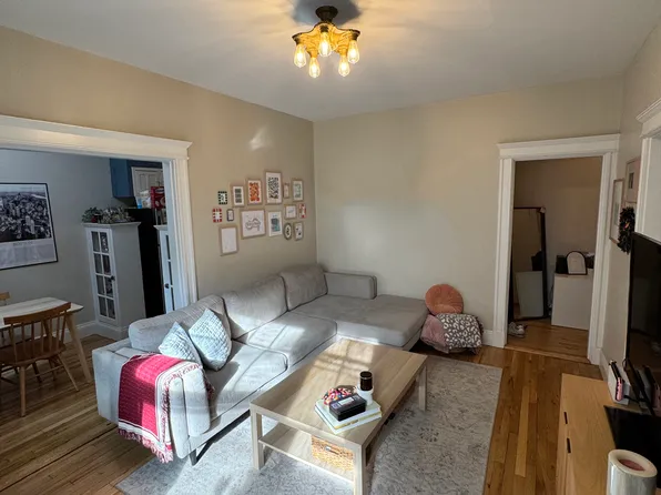 1 Crawford St APT 2, Cambridge, MA 02139